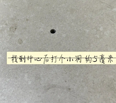 合川瓷砖空鼓维修公司专业解答在瓷砖铺贴过程中，如果砂料搅拌不均匀，将会带来以下问题